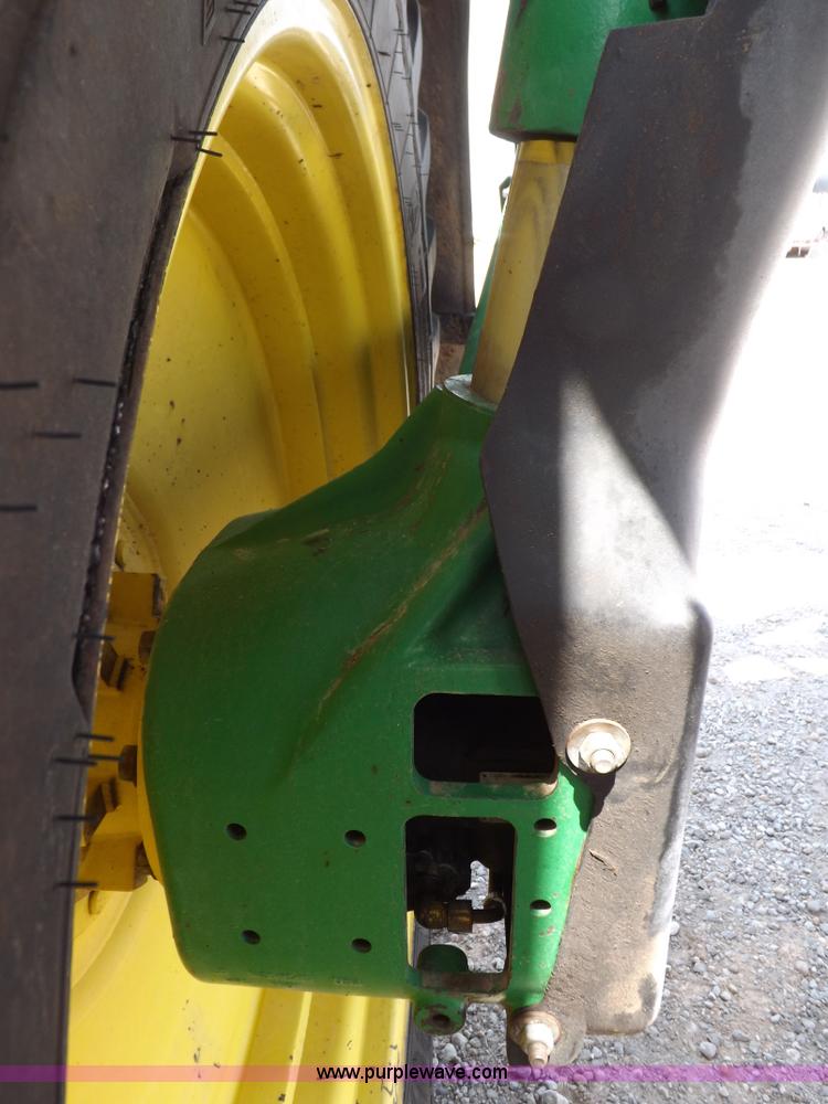 image for item I7683 1998 John Deere 4700 sprayer