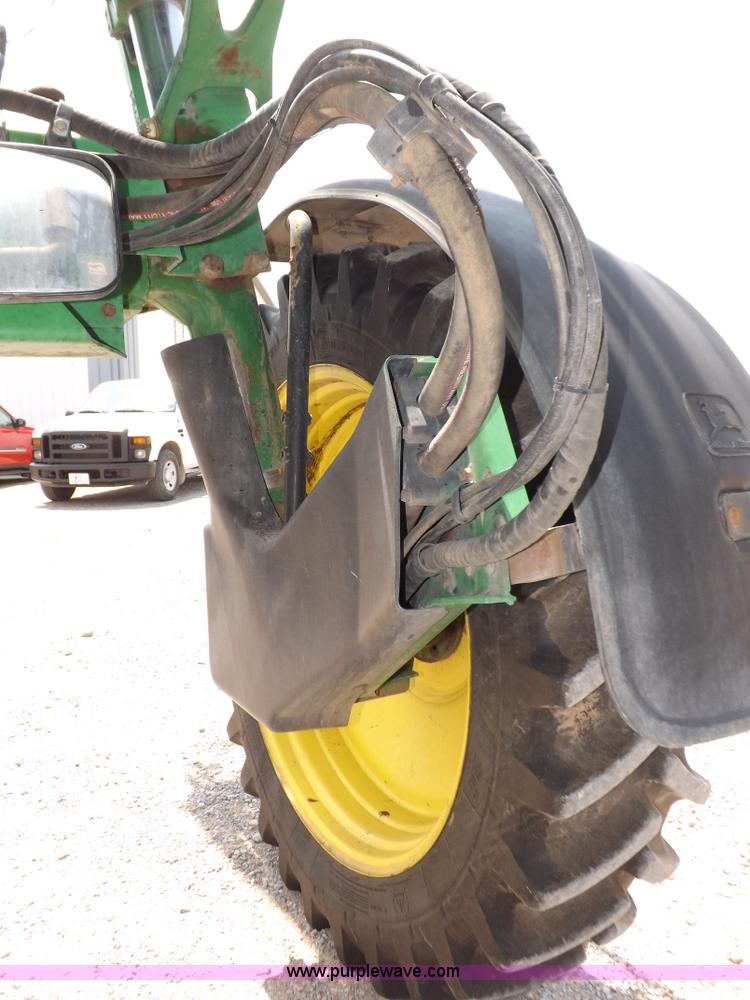 image for item I7683 1998 John Deere 4700 sprayer