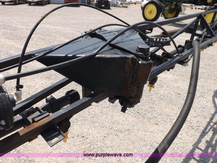 image for item I7683 1998 John Deere 4700 sprayer
