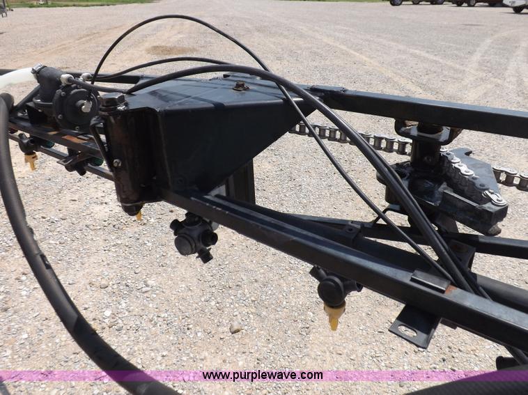 image for item I7683 1998 John Deere 4700 sprayer