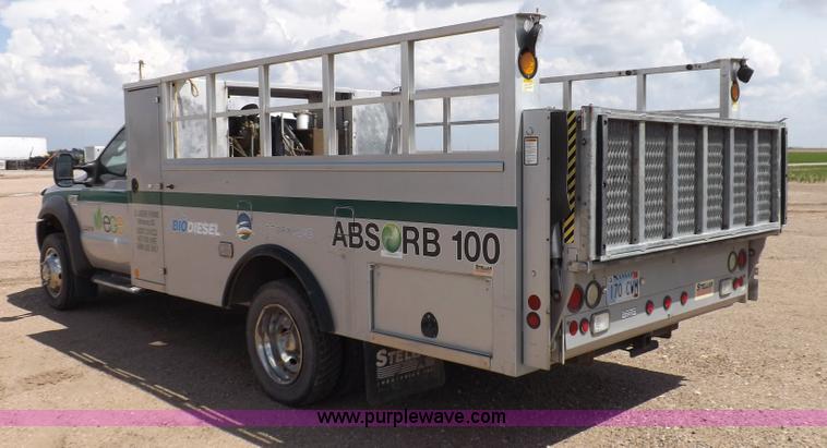 image for item I7687 2005 Ford F550 Super Duty utility truck