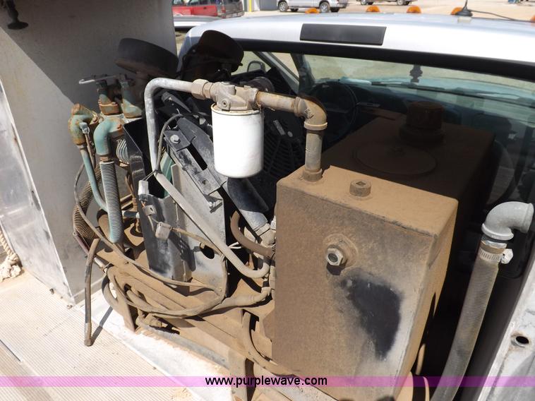 image for item I7687 2005 Ford F550 Super Duty utility truck