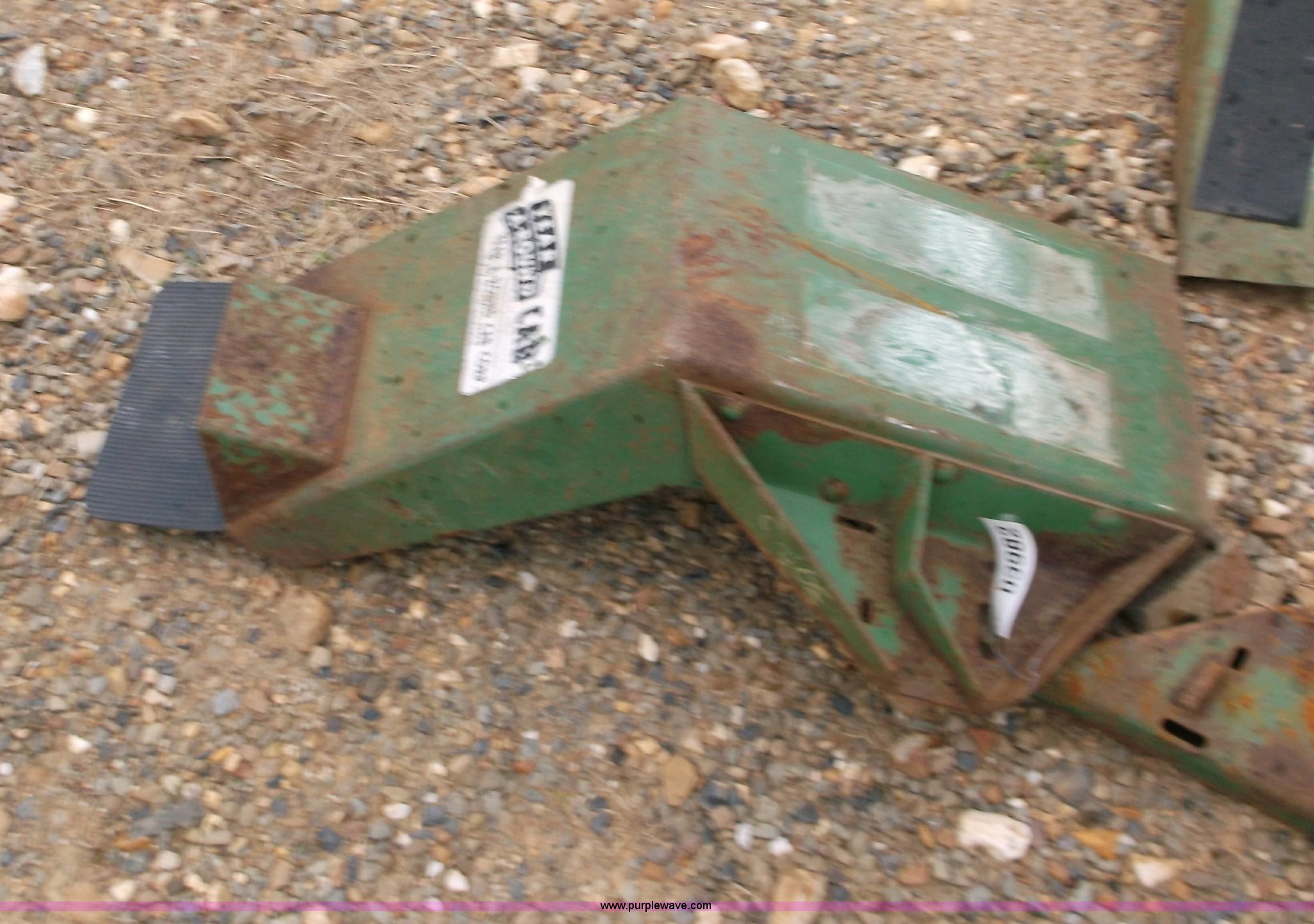 Year round John Deere 4020 front fenders in Idabel, OK Item F3230