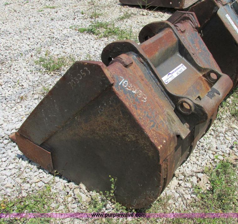 image for item AC9437 Bobcat 30" trenching bucket