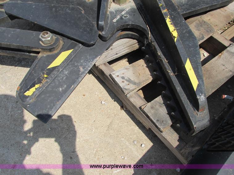 image for item AC9444 Sidney Manufacturing Timberline 10" tree shear