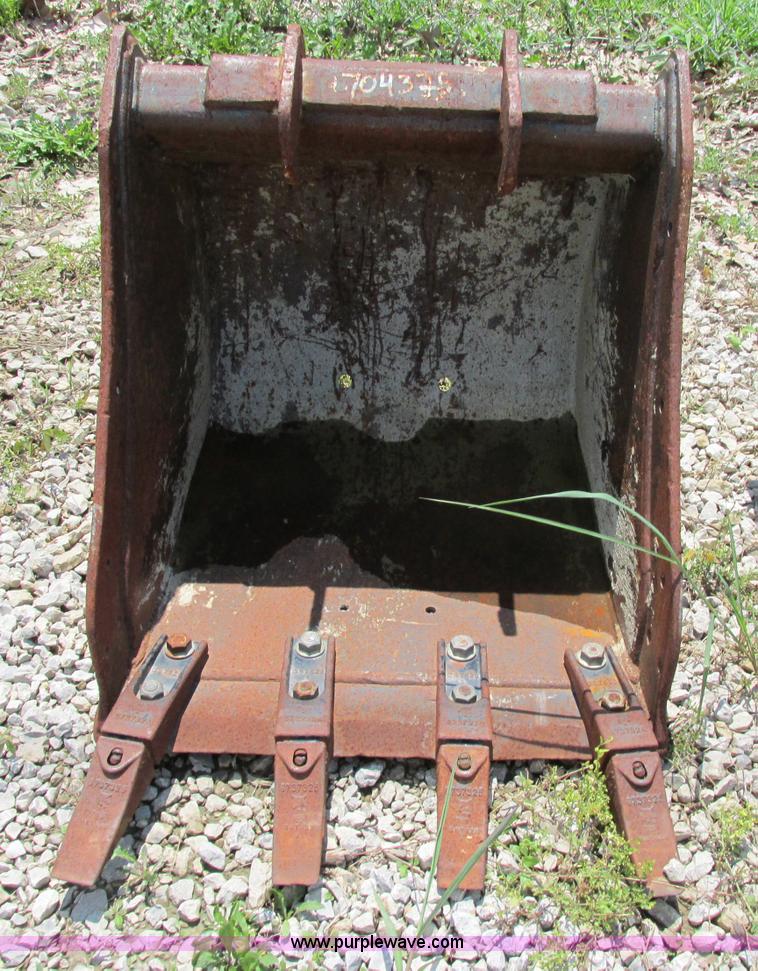 image for item AC9452 Bobcat 30" trenching bucket