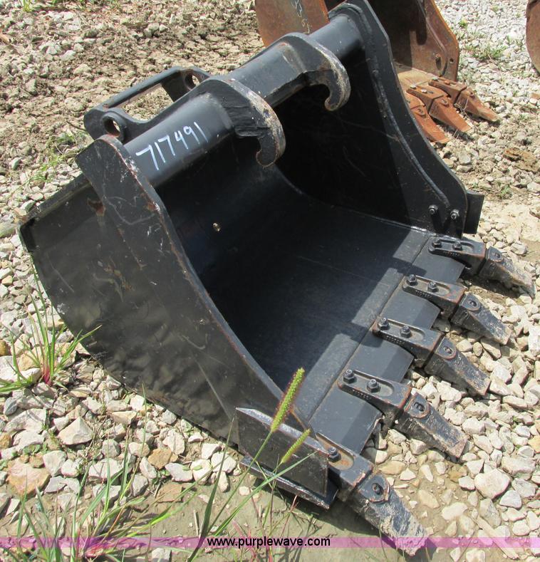 image for item AC9453 Bobcat 30"W trenching bucket