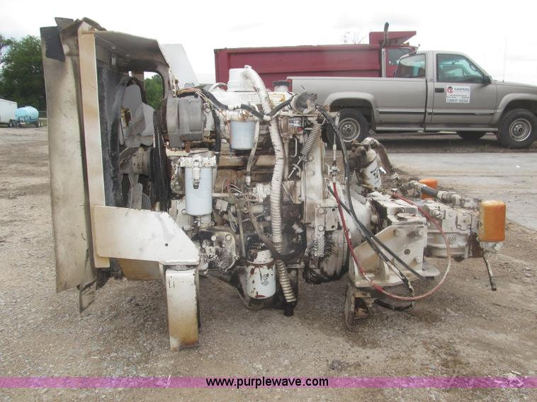 image for item AE9469 1989 Detroit Diesel 353 three cylinder turbo diesel engine