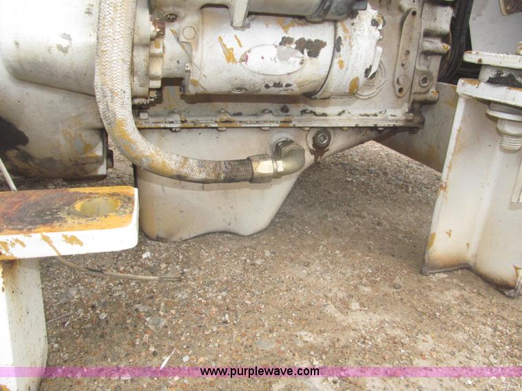 image for item AE9469 1989 Detroit Diesel 353 three cylinder turbo diesel engine