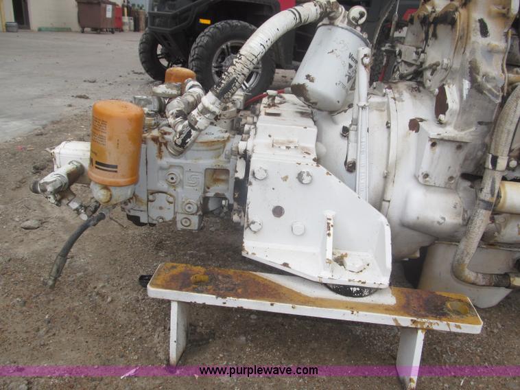 image for item AE9469 1989 Detroit Diesel 353 three cylinder turbo diesel engine