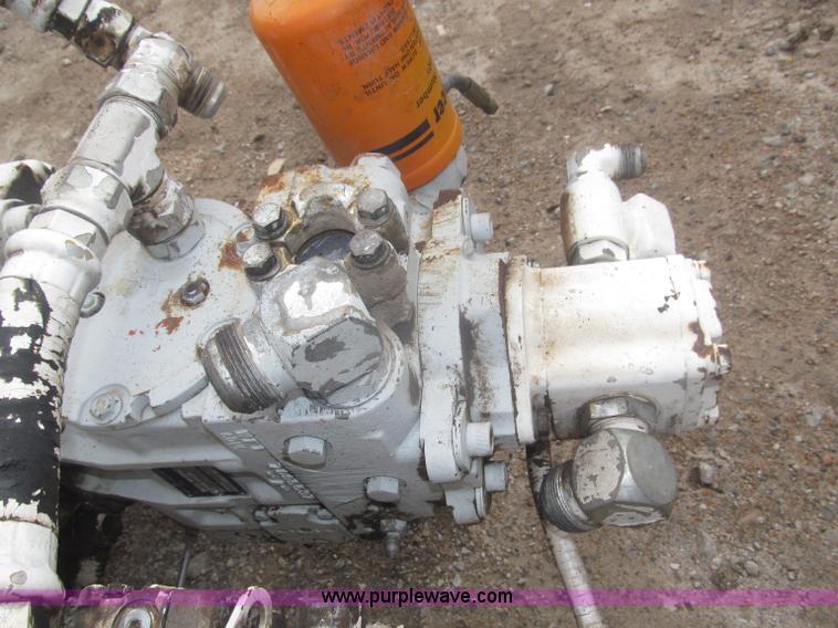image for item AE9469 1989 Detroit Diesel 353 three cylinder turbo diesel engine