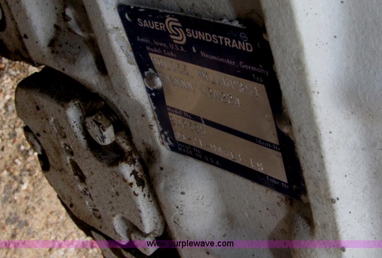 image for item AE9469 1989 Detroit Diesel 353 three cylinder turbo diesel engine