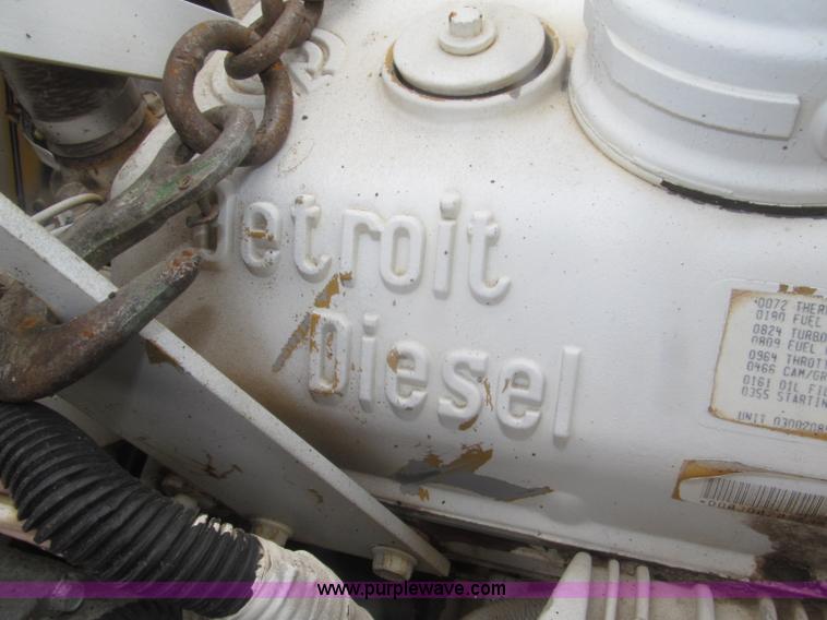 image for item AE9469 1989 Detroit Diesel 353 three cylinder turbo diesel engine