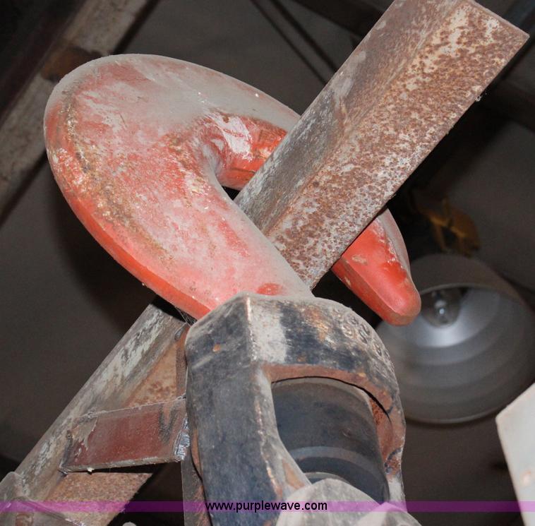 image for item AU9225 McKissick snatch block