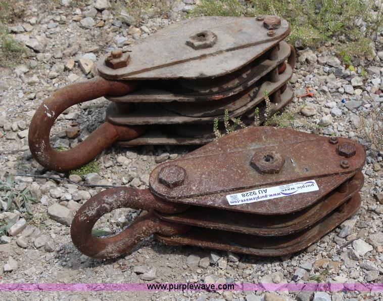 image for item AU9228 (2) assorted crane blocks