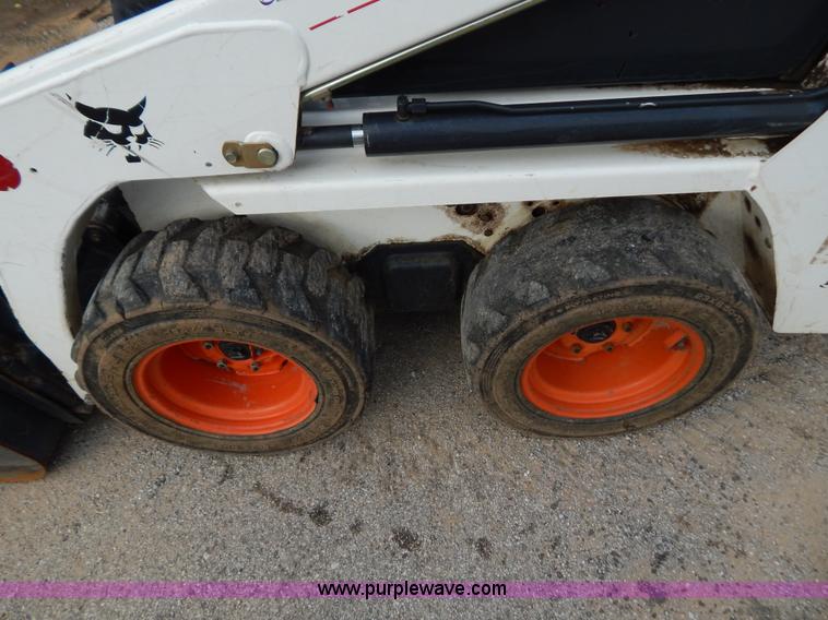 image for item AW9227 2006 Bobcat 463 skid steer