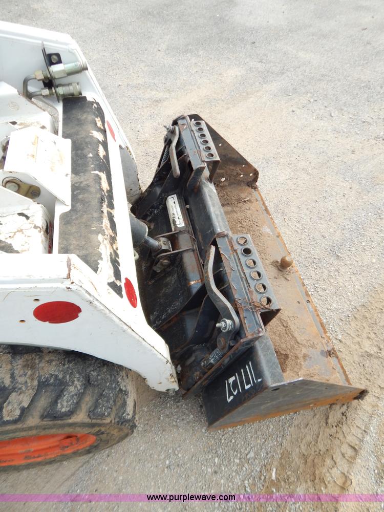 image for item AW9227 2006 Bobcat 463 skid steer