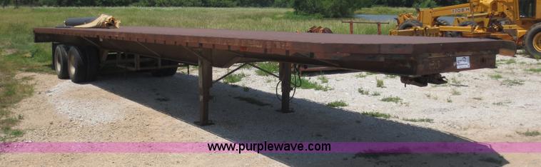 image for item D5994 1980 Heff 40' trailer