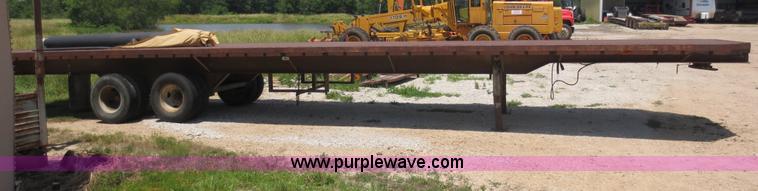 image for item D5994 1980 Heff 40' trailer