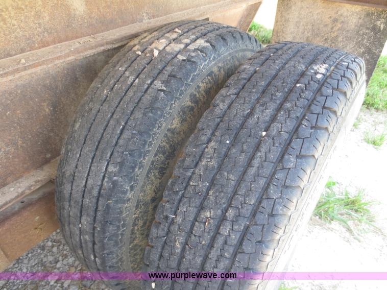 image for item D5994 1980 Heff 40' trailer