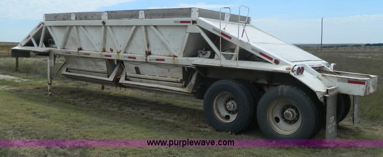 image for item D6014 1967 Beall double hopper belly dump trailer