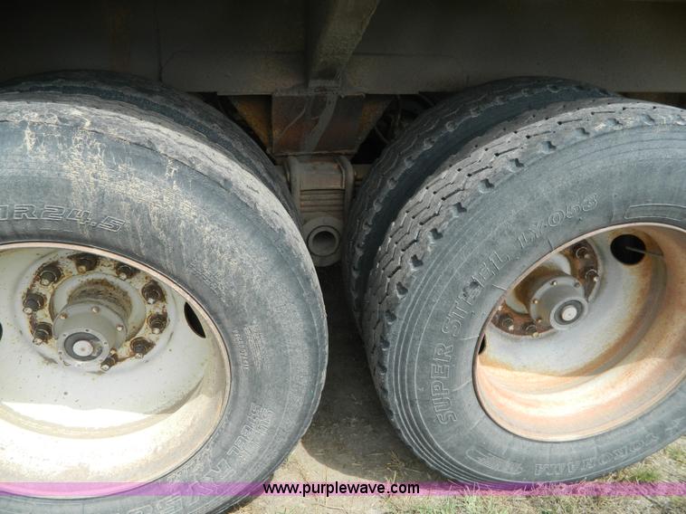 image for item D6014 1967 Beall double hopper belly dump trailer