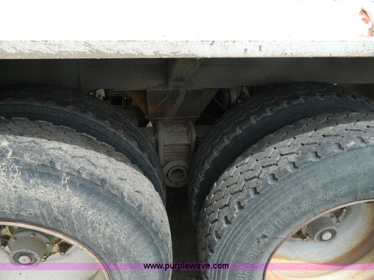 image for item D6014 1967 Beall double hopper belly dump trailer