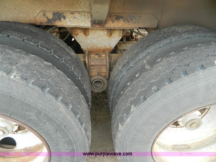 image for item D6014 1967 Beall double hopper belly dump trailer