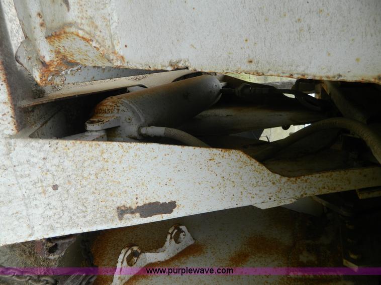 image for item D6014 1967 Beall double hopper belly dump trailer