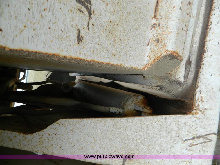 image for item D6014 1967 Beall double hopper belly dump trailer