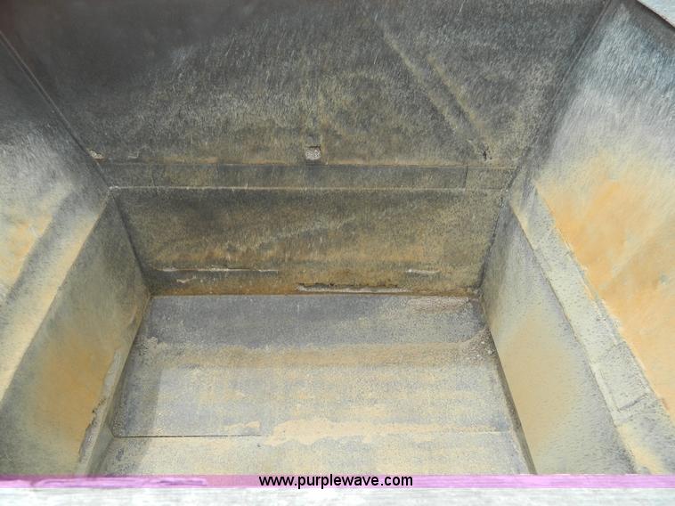 image for item D6014 1967 Beall double hopper belly dump trailer