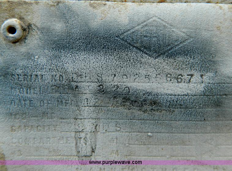 image for item D6014 1967 Beall double hopper belly dump trailer