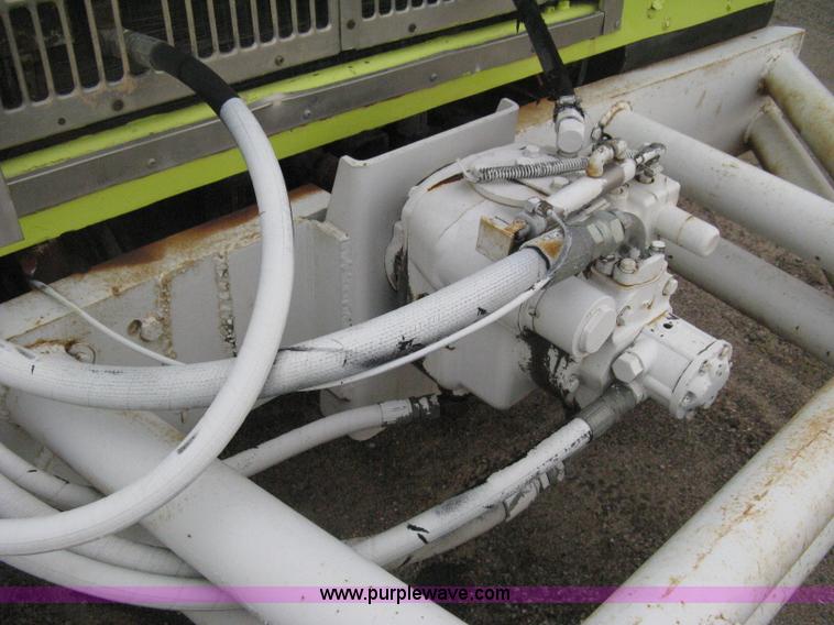 image for item D8496 1977 White Western Star water tanker truck