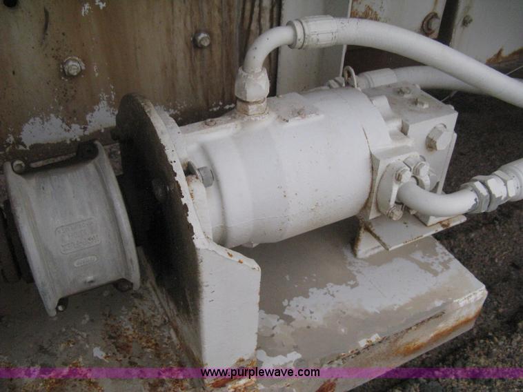 image for item D8496 1977 White Western Star water tanker truck