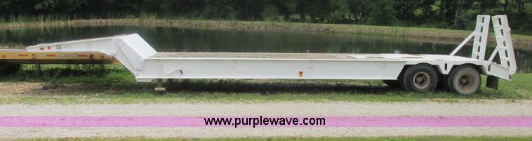 image for item E7292 1976 Load King mechanical fold down neck trailer