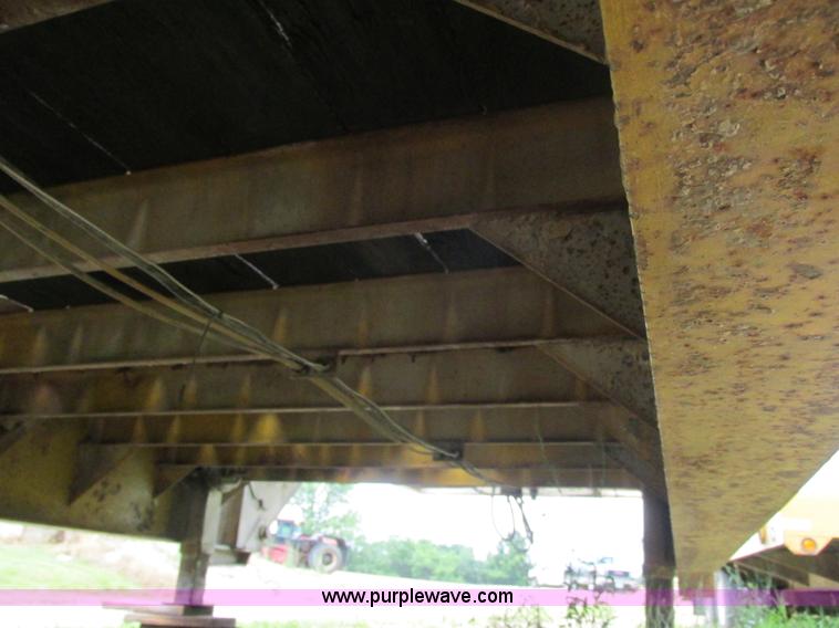 image for item E7292 1976 Load King mechanical fold down neck trailer