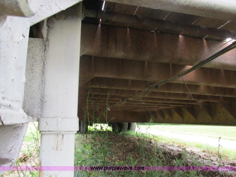 image for item E7292 1976 Load King mechanical fold down neck trailer