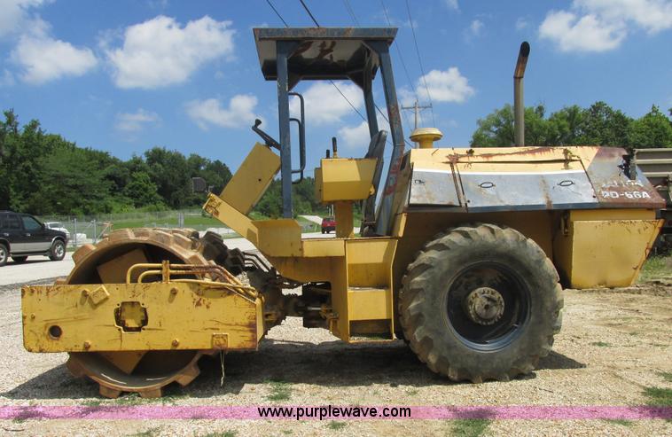 image for item E7303 Galion PD66A articulated compactor