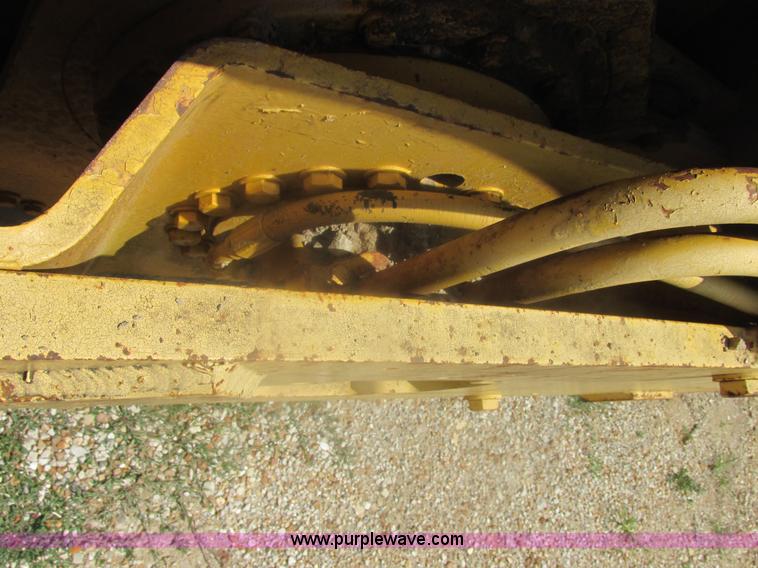 image for item E7303 Galion PD66A articulated compactor