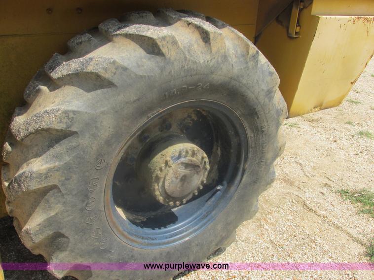 image for item E7303 Galion PD66A articulated compactor