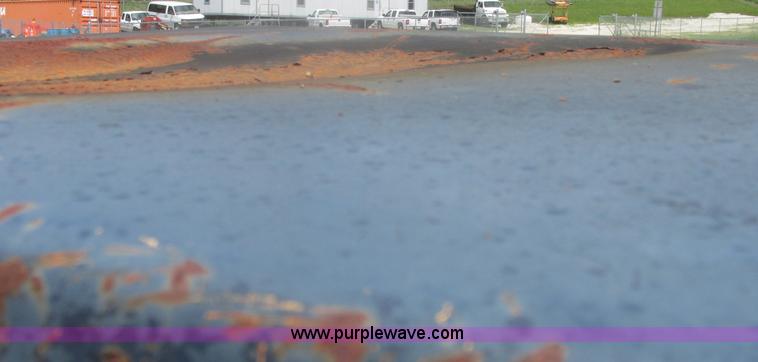 image for item E7303 Galion PD66A articulated compactor