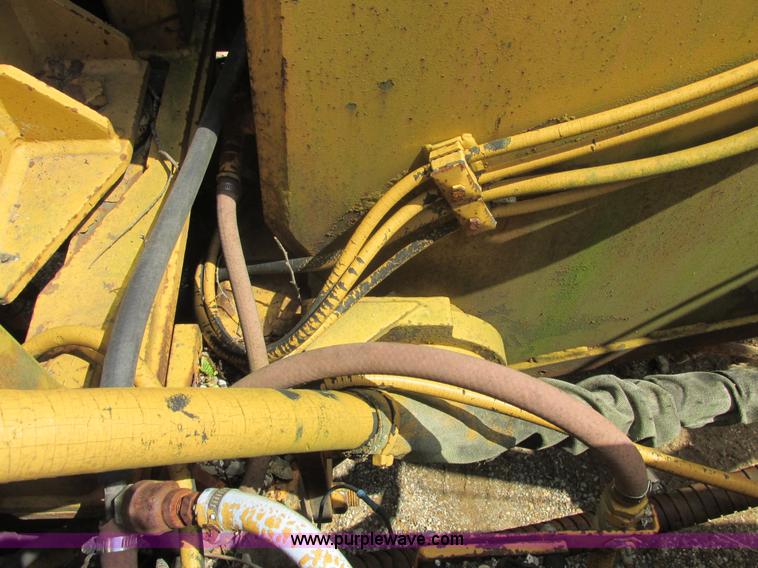 image for item E7305 1990 Vermeer CC135-84 rock/concrete saw