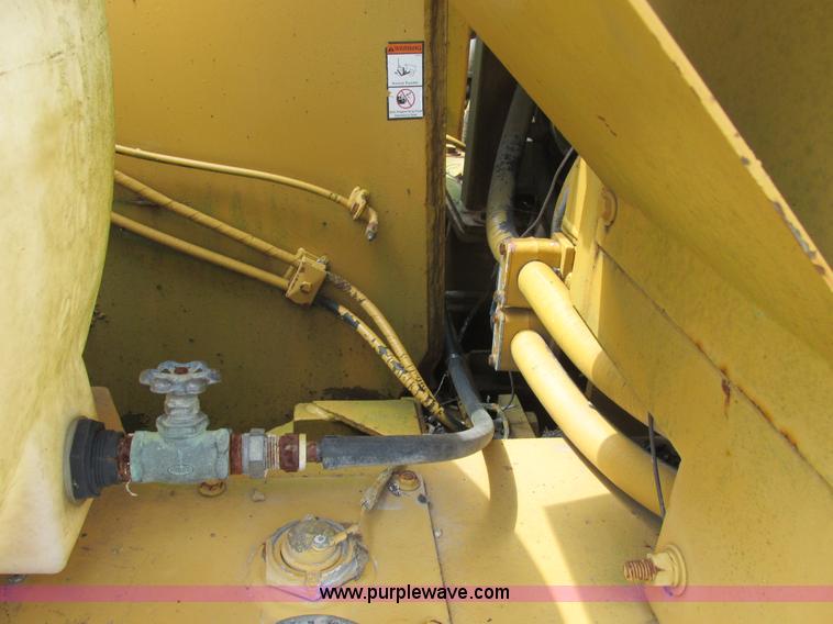 image for item E7305 1990 Vermeer CC135-84 rock/concrete saw