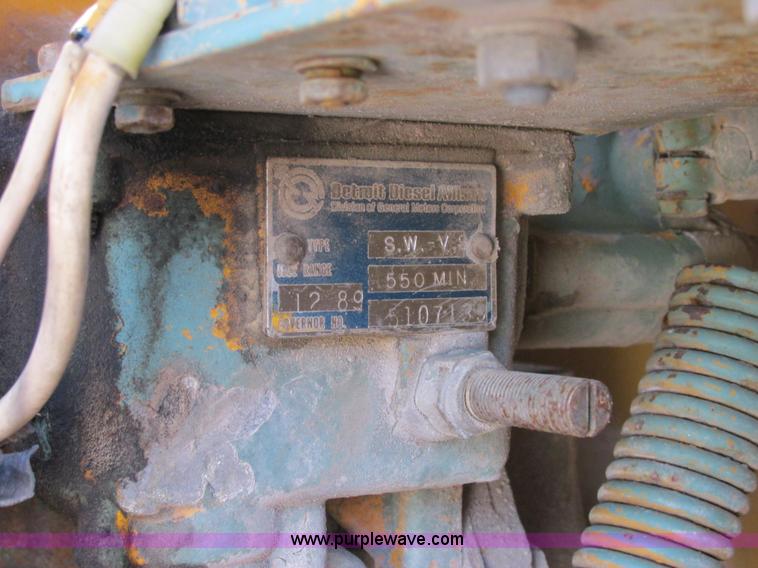 image for item E7305 1990 Vermeer CC135-84 rock/concrete saw