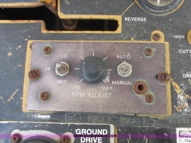 image for item E7305 1990 Vermeer CC135-84 rock/concrete saw