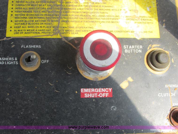 image for item E7305 1990 Vermeer CC135-84 rock/concrete saw