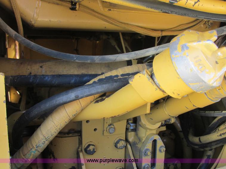 image for item E7313 1994 Caterpillar 963 LGP track loader