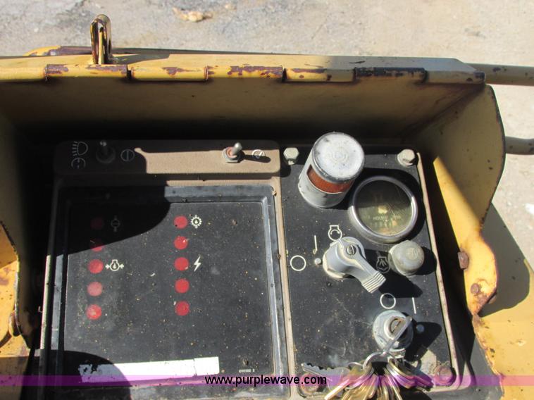 image for item E7313 1994 Caterpillar 963 LGP track loader