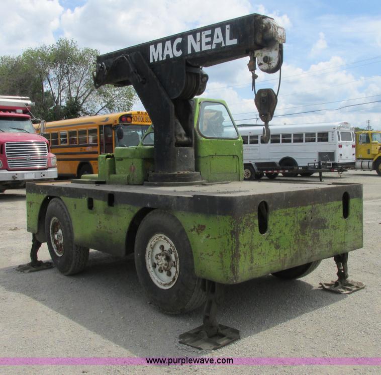 image for item E7315 Drott 85RM2 carry deck crane