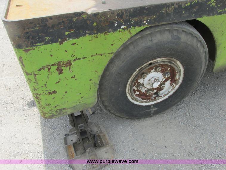 image for item E7315 Drott 85RM2 carry deck crane